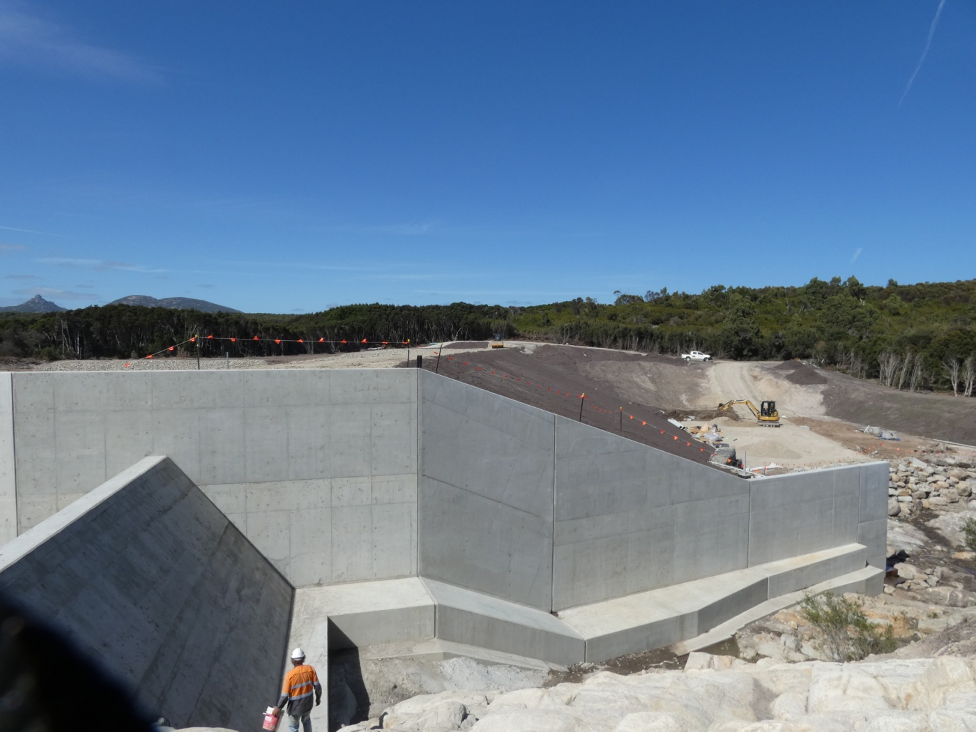 Henderson damn oliver kelly group 12