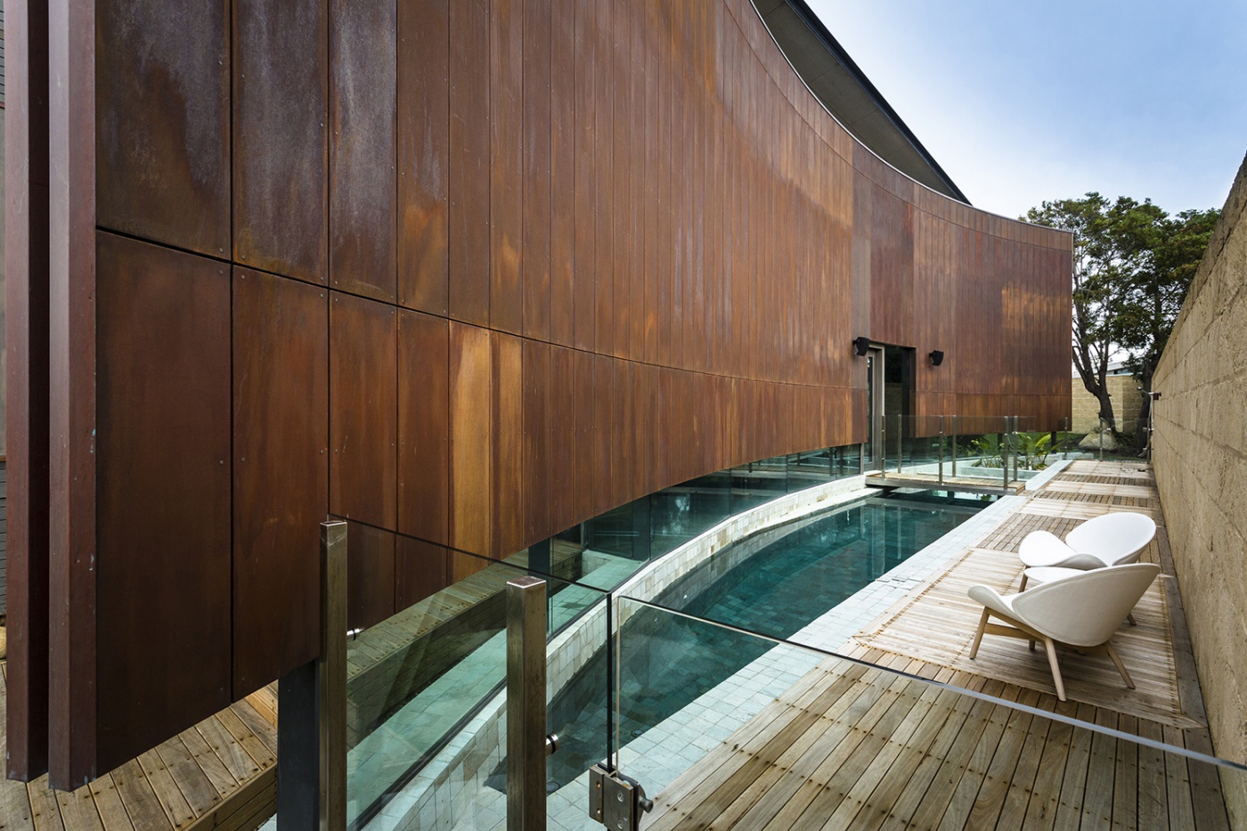 oliver-kelly-group-feature-home