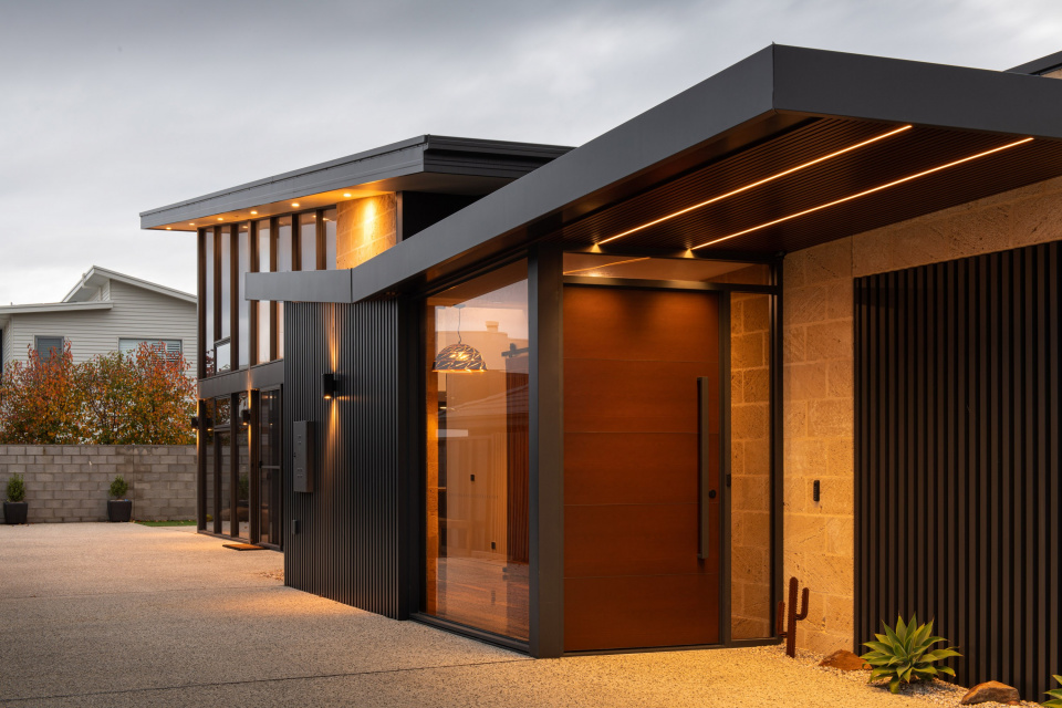 Oliver Kelly Paradise Place Hawley 01